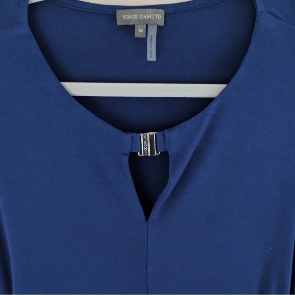 Vince Camuto Buckle Closure
Keyhole Top - Medium - Picture 5 of 9